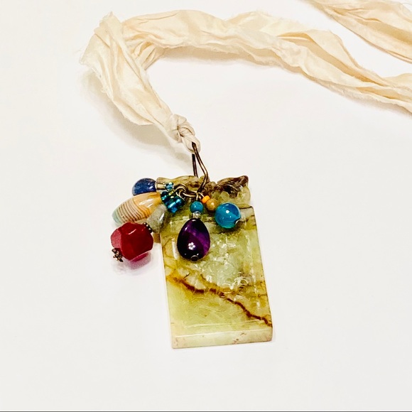 🌿Hand-carved Natural Jade Stone Necklace w/ Lapis Lazuli Onyx Gemstone Accents - Picture 2 of 15